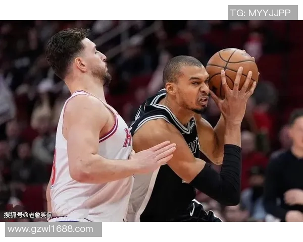 火箭与马刺季后赛对决前瞻：谁能在关键时刻逆转局势夺取胜利